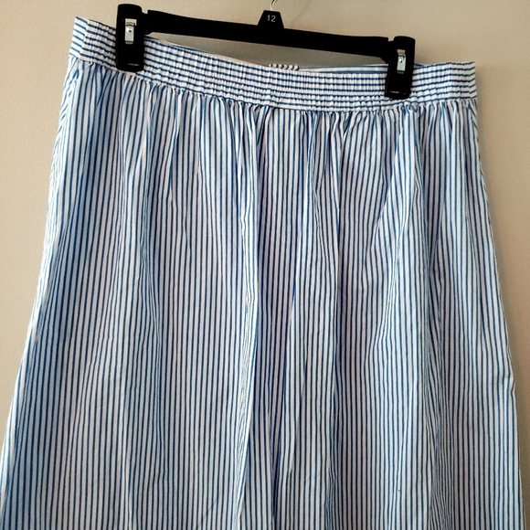 Blue and white striped midi skirt - Picture 3 of 4
